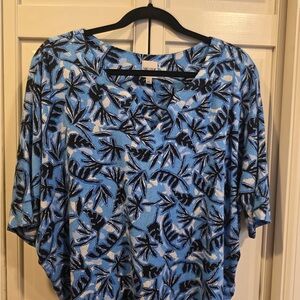 NIC+ZOE Blue and Black Leaf Print Top